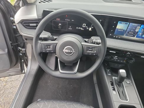 New 2026 Nissan Kicks SV AWD/4WD image 22