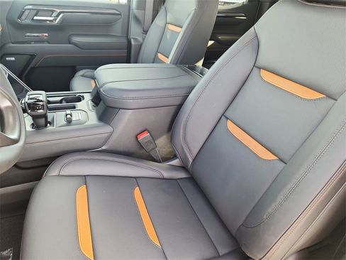 New 2026 GMC Sierra 1500 AT4 w/ AT4 Premium Package image 9