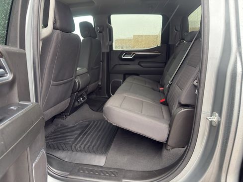 Used 2025 Chevrolet Silverado 1500 LT image 44