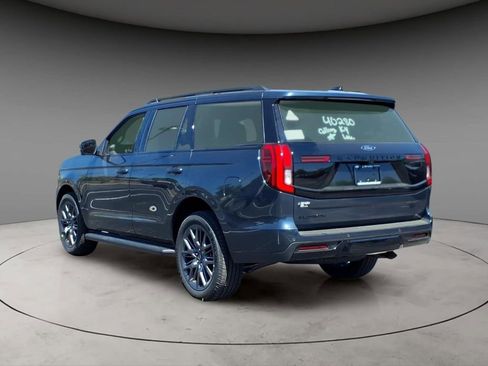 New 2026 Ford Expedition Platinum AWD/4WD image 3