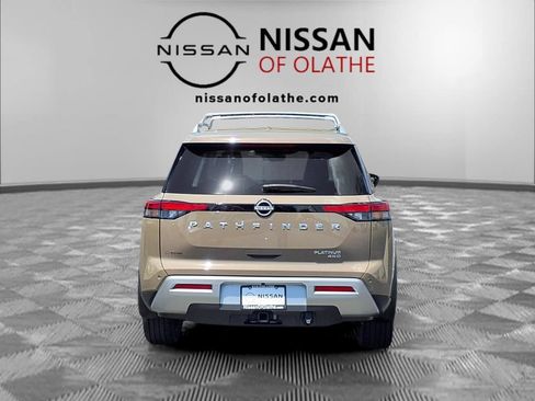 Certified 2024 Nissan Pathfinder Platinum AWD/4WD image 29