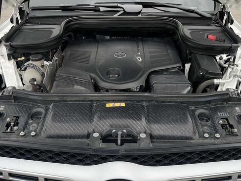 Certified 2023 Mercedes-Benz GLS 450 4MATIC image 27