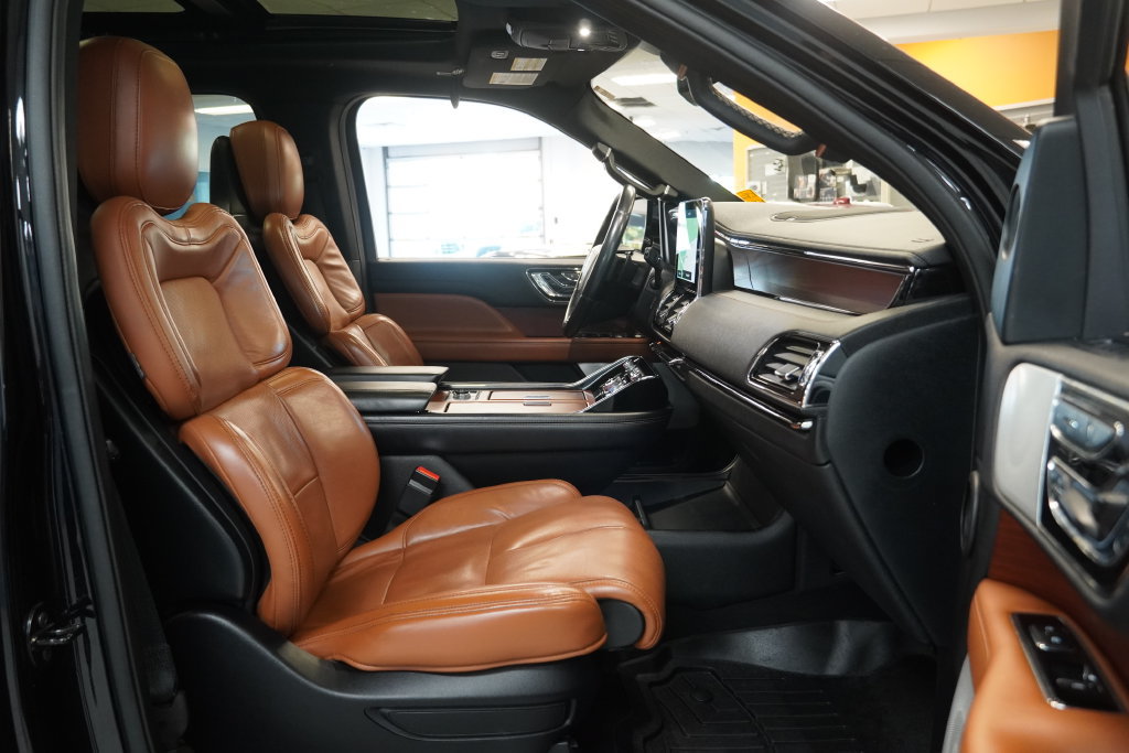 Used 2020 Lincoln Navigator L Reserve AWD/4WD image 41