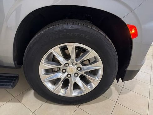 Used 2023 Chevrolet Tahoe Premier AWD/4WD image 34