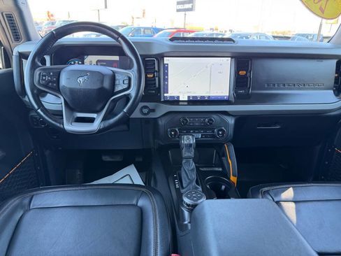 Used 2023 Ford Bronco Badlands w/ Sasquatch Package image 42