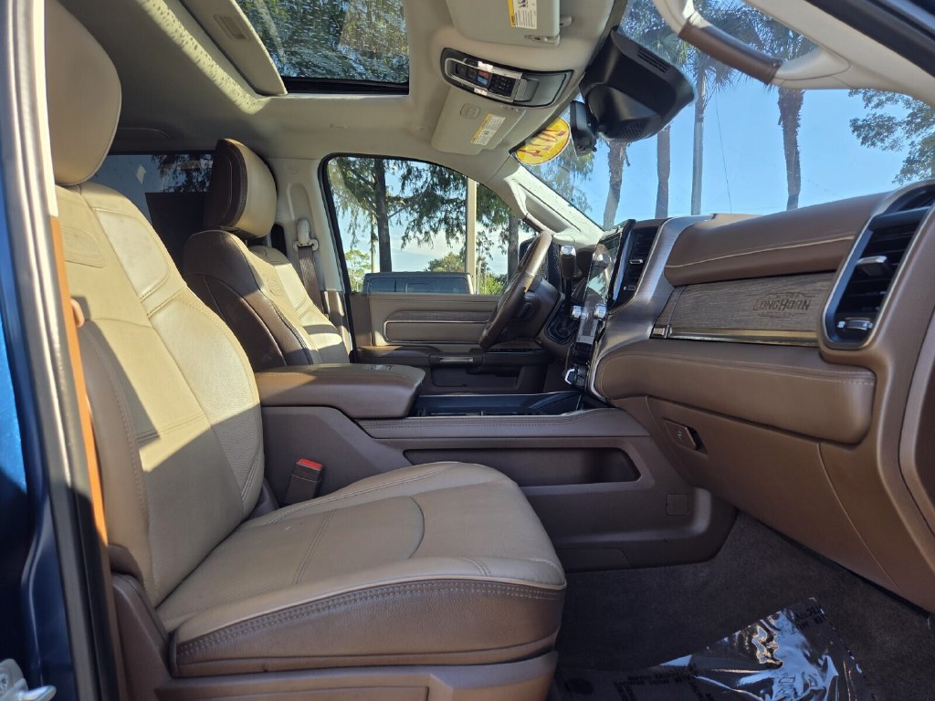 Used 2024 RAM 3500 Limited w/ Safety Group AWD/4WD image 32