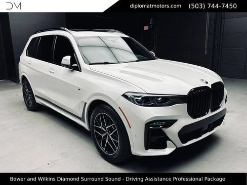 Used 2020 BMW X7 M50i AWD/4WD image 9