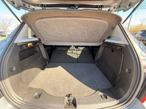 Used 2020 Chevrolet Trax LT w/ LT Convenience Package image 30