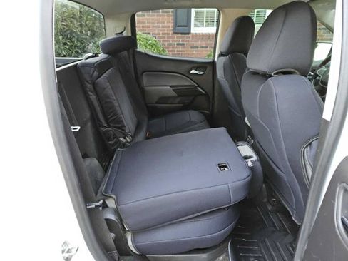Used 2015 Chevrolet Colorado LT AWD/4WD image 35