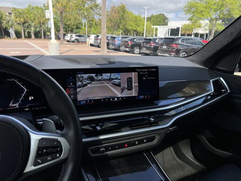 Certified 2025 BMW X5 M60i image 30