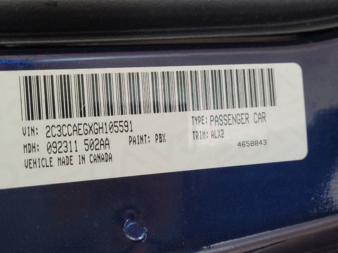 Used 2016 Chrysler 300 C image 33