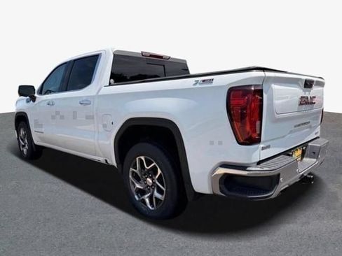 Used 2024 GMC Sierra 1500 SLT w/ SLT Premium Plus Package AWD/4WD image 2