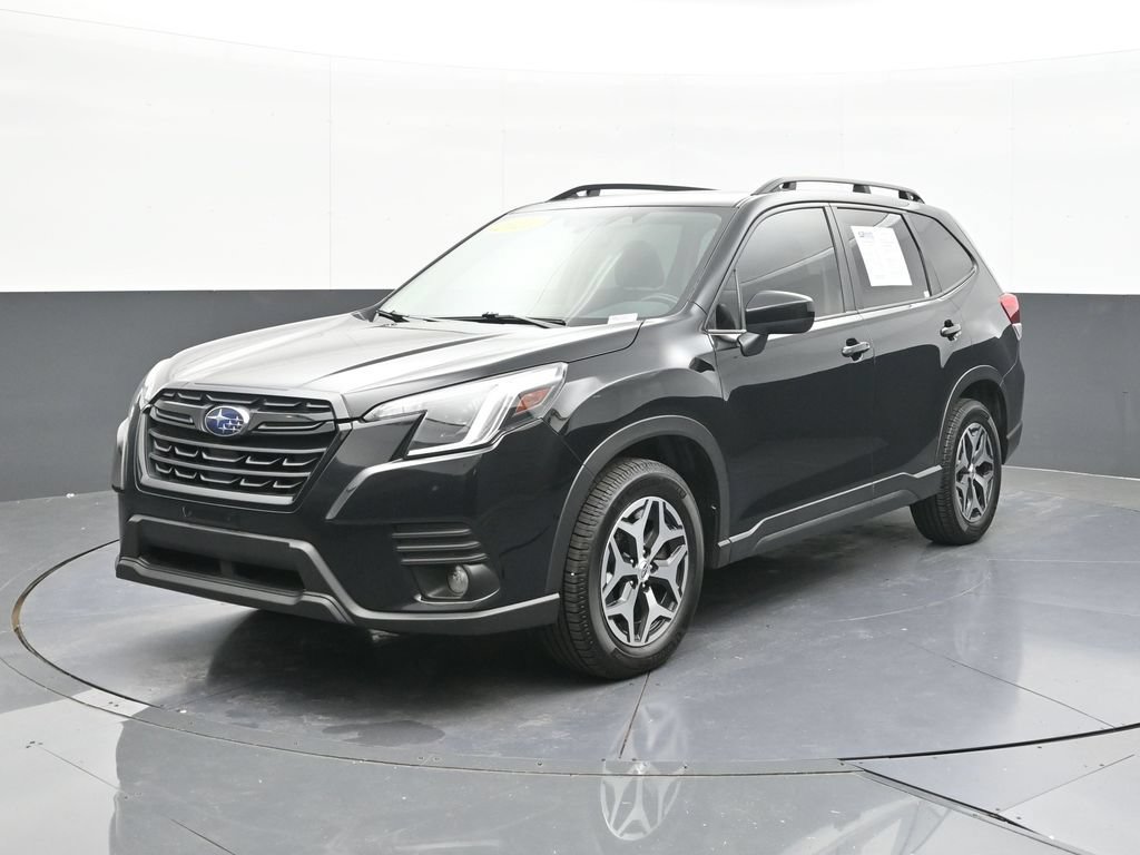 Used 2023 Subaru Forester Premium AWD/4WD image 4