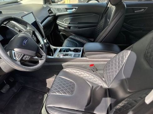 Used 2024 Ford Edge Titanium AWD/4WD image 8