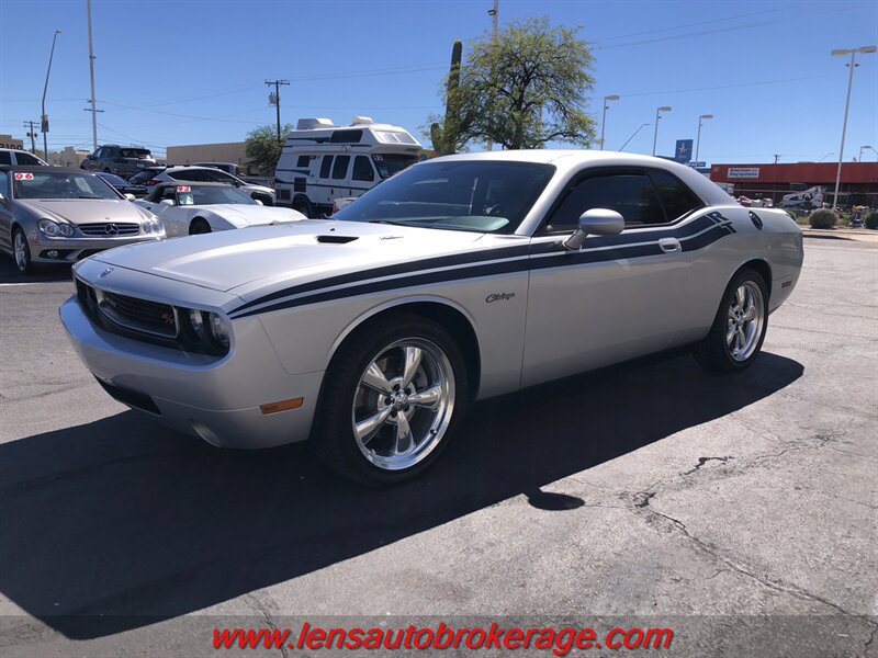 Used 2010 Dodge Challenger R/T RWD image 8