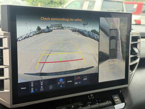 Certified 2025 Toyota Tundra Limited AWD/4WD image 16