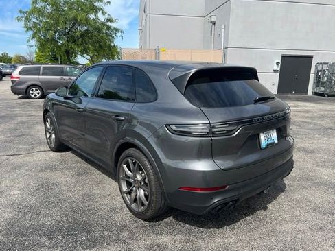 Used 2021 Porsche Cayenne S AWD/4WD image 5