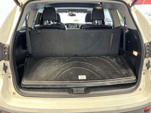 Used 2015 Toyota Highlander Limited AWD/4WD image 14