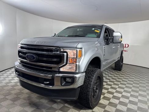 Used 2021 Ford F250 Lariat w/ Lariat Ultimate Package image 4