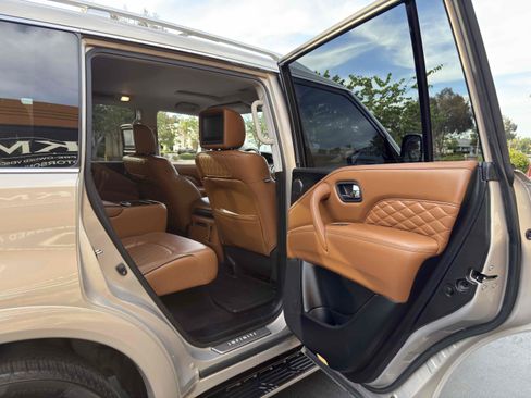 Used 2019 INFINITI QX80 Luxe w/ 22" Wheel Package AWD/4WD image 85