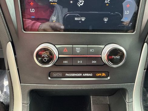 Used 2024 Ford Edge SE AWD/4WD image 31