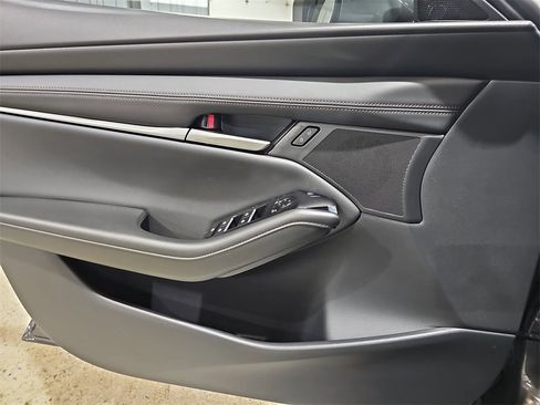 New 2026 MAZDA MAZDA3 2.5 S Sedan w/ Preferred Pkg image 25