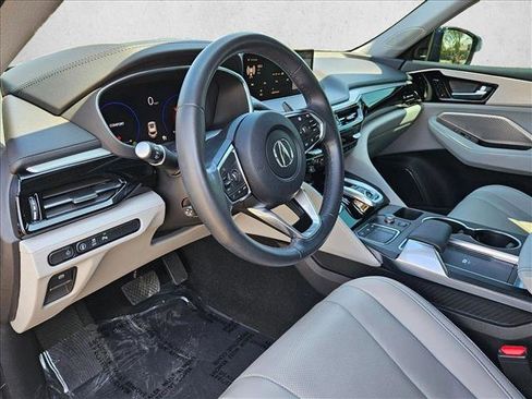 Used 2024 Acura MDX FWD w/ Technology Package image 9