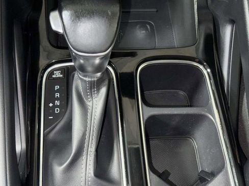 Used 2022 Kia Telluride S FWD image 23