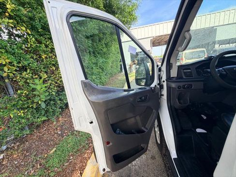 Used 2020 Ford Transit 250 Medium Roof w/ Load Area Protection Package RWD image 18