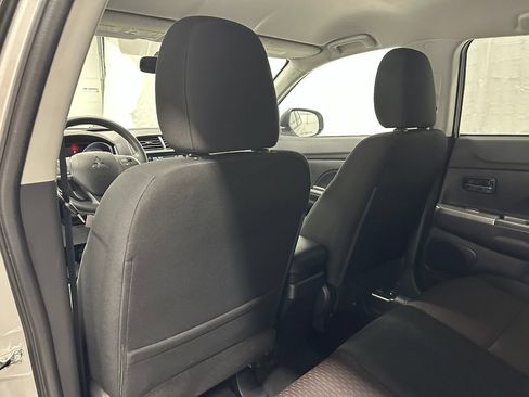 Used 2019 Mitsubishi Outlander Sport ES AWD/4WD image 40