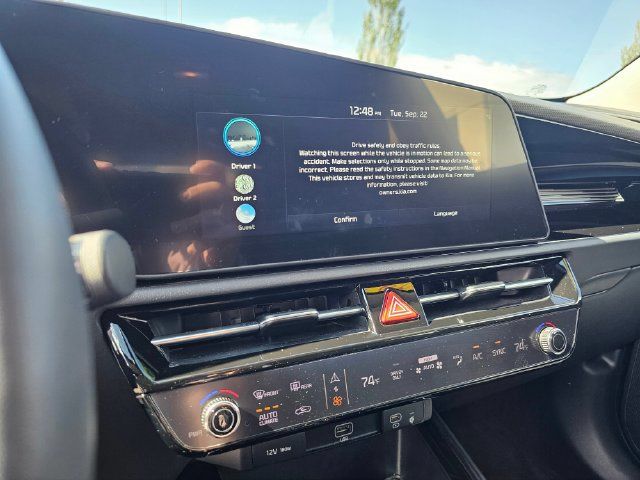 Certified 2024 Kia Niro EX w/ EX Cold Weather Package FWD image 29
