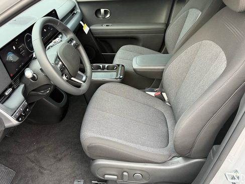 New 2026 Hyundai Ioniq 5 SE image 16