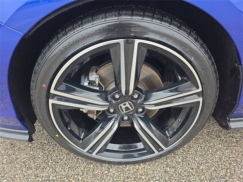 Used 2023 Honda Accord Sport image 17