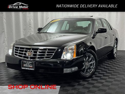 Used 2011 Cadillac DTS Premium image 1