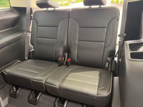 Used 2023 GMC Acadia Denali AWD/4WD image 45