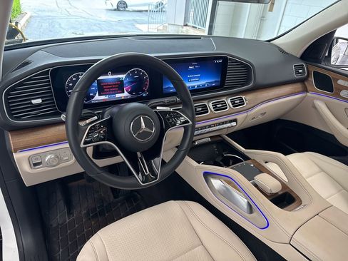 Used 2025 Mercedes-Benz GLE 350 4MATIC image 18