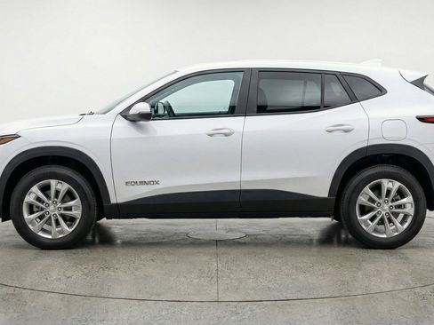 Used 2025 Chevrolet Equinox LT image 5