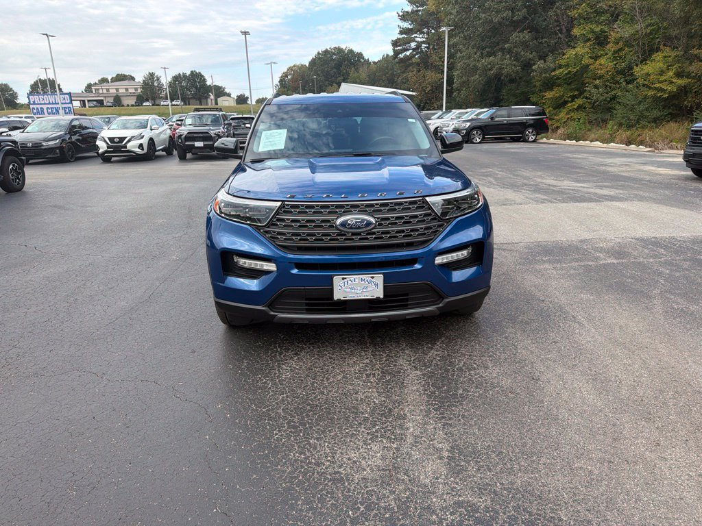 Used 2022 Ford Explorer XLT w/ Equipment Group 202A RWD image 8