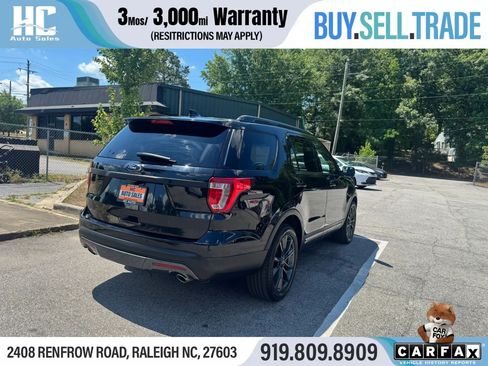 Used 2017 Ford Explorer XLT w/ Equipment Group 202A AWD/4WD image 5