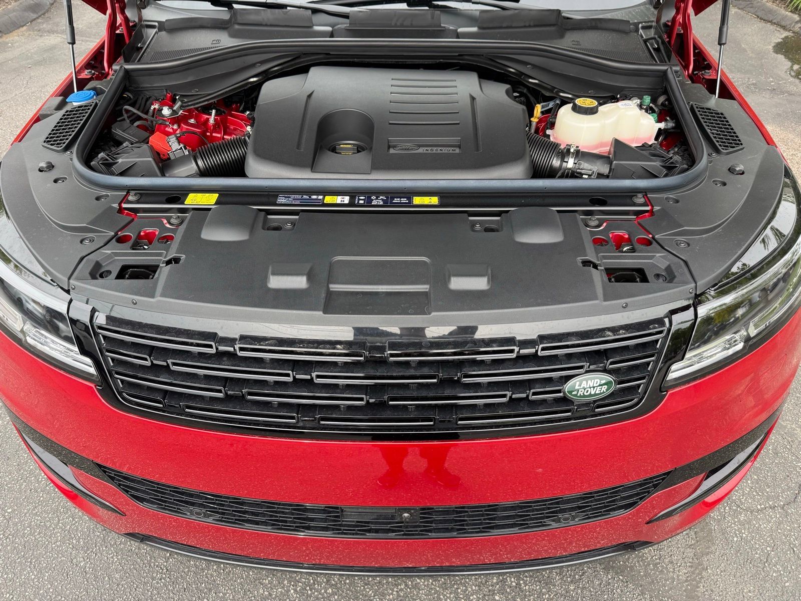New 2026 Land Rover Range Rover Sport SE AWD/4WD image 42
