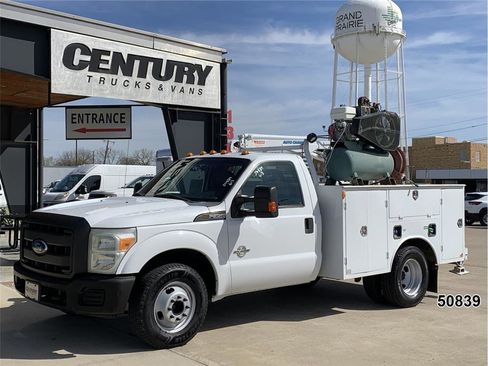 Used 2011 Ford F350 XL w/ PWR Equipment Group image 3