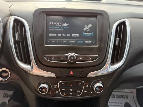 Used 2018 Chevrolet Equinox LT AWD/4WD image 21