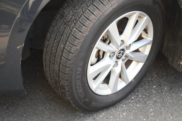 Used 2025 Toyota Camry LE FWD image 11