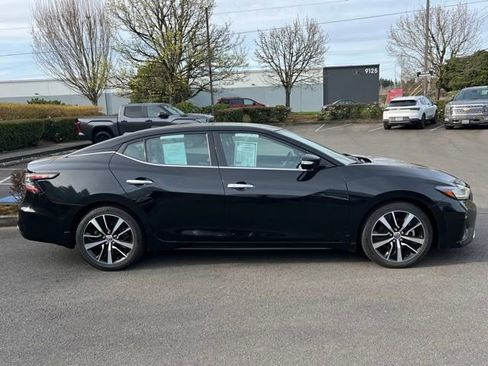 Used 2021 Nissan Maxima 3.5 SV w/ Floor Mat Group image 8