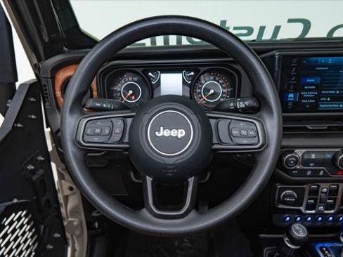 Used 2026 Jeep Gladiator Sport image 23