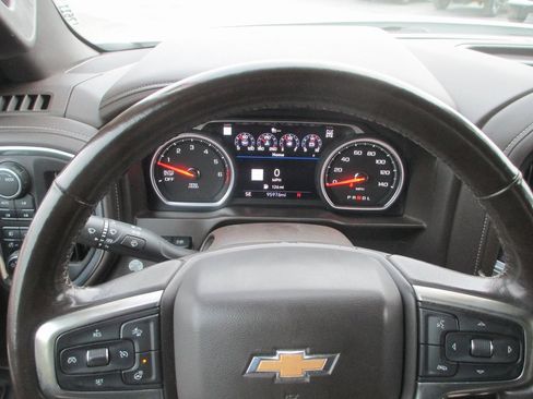 Used 2021 Chevrolet Silverado 1500 LTZ w/ LTZ Premium Package image 31