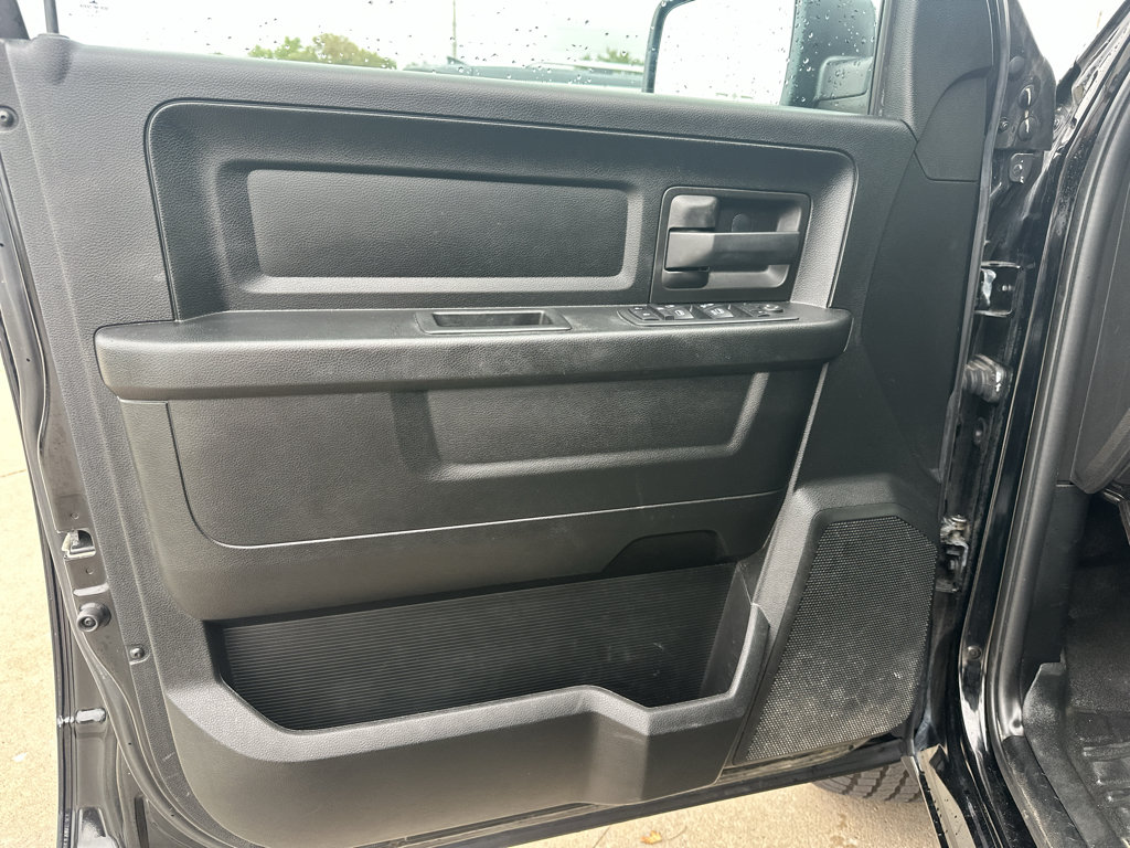 Used 2020 RAM 1500 Express w/ Wheel & Sound Group AWD/4WD image 17