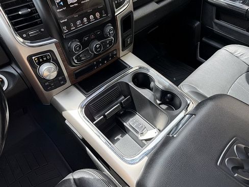 Used 2017 RAM 1500 Laramie w/ Convenience Group AWD/4WD image 20