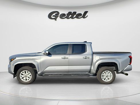 Used 2024 Toyota Tacoma SR5 image 15