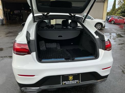 Used 2023 Mercedes-Benz GLC 300 4MATIC Coupe image 24